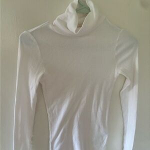 Hollister White Ribbed Mock Neck Top